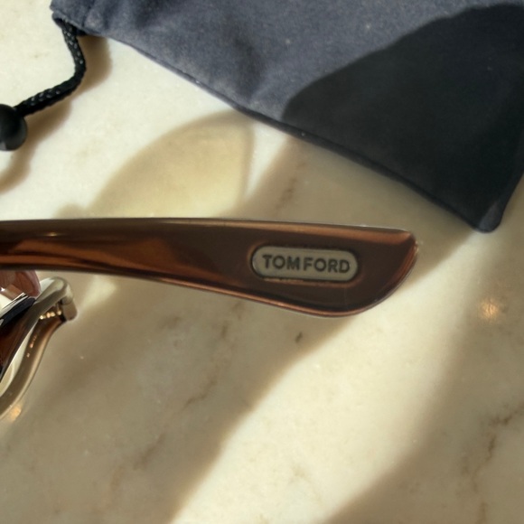 Tom Ford Brown Oversized Sunglasses - Picture 2 of 6